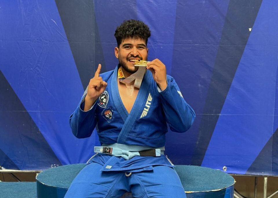 El Luchador ambateño Ángel Díaz es súper campeón en la League National de Jiu Jitsu Ecuador 2024 que se realizó en Guayaquil.