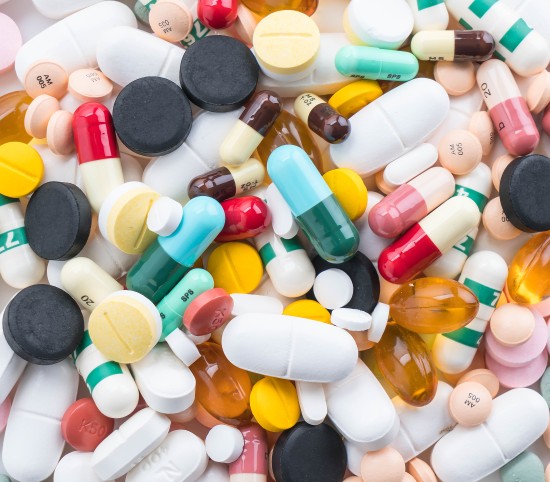 El manejo de horarios para los medicamentos debe ser emitida por los profesionales de la salud.