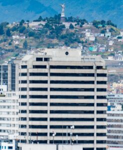 Quito: ciudad de promesas incumplidas por los presidentes del Ecuador