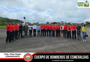 Bomberos de Esmeraldas celebran acuerdo para formación de pilotos