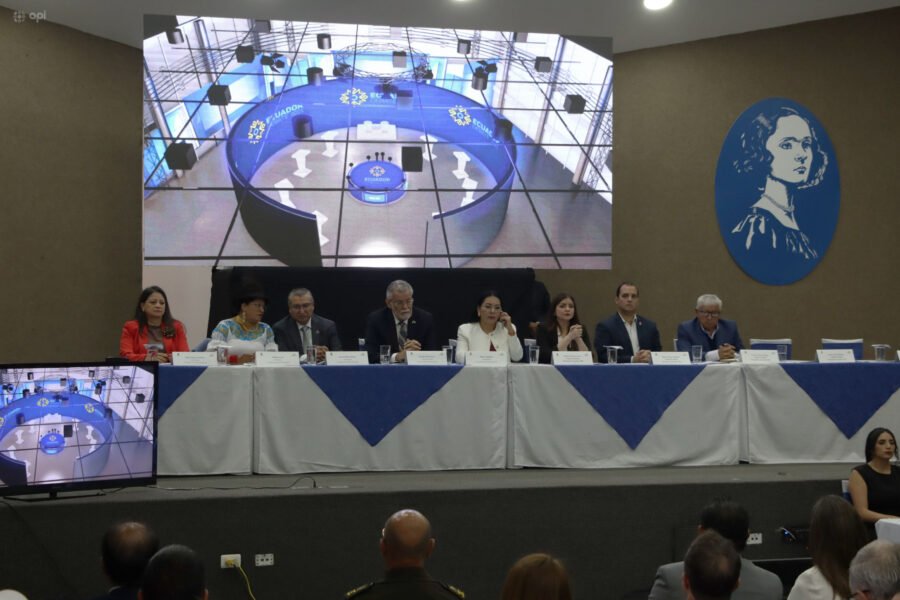 Elecciones Ecuador 2025 ¿cómo se preparan los candidatos para el