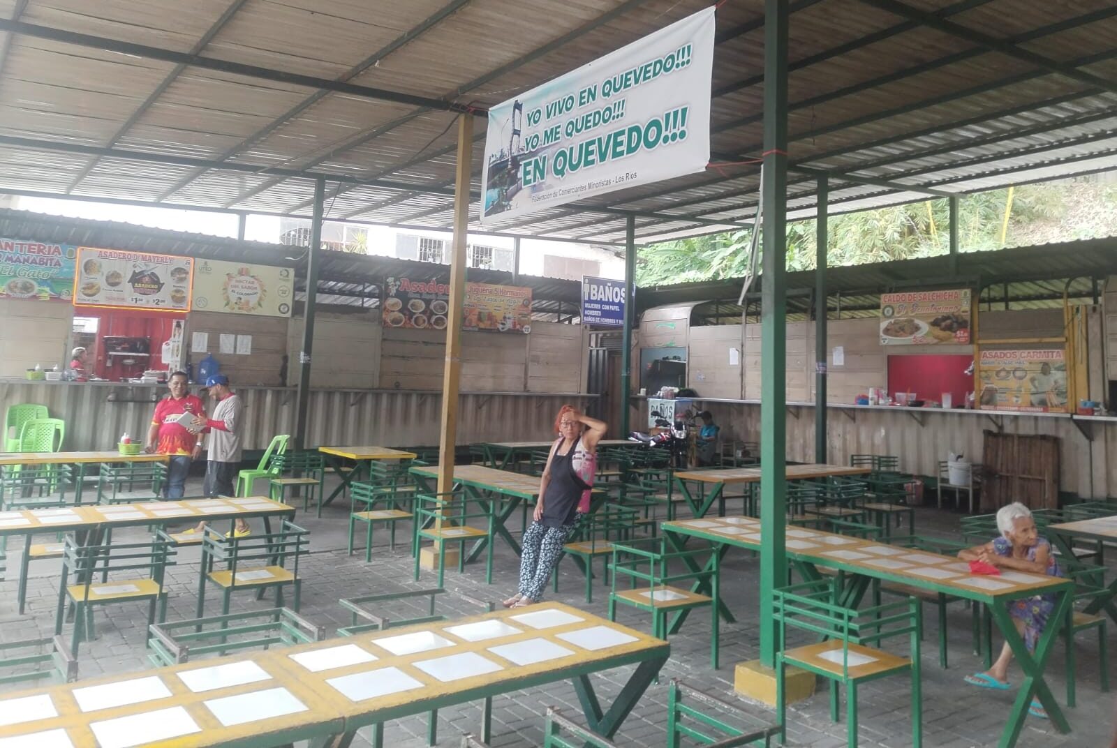 Patio Comidas de Quevedo