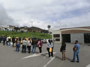 Por alta demanda, amplían horarios en la matriculación vehicular
