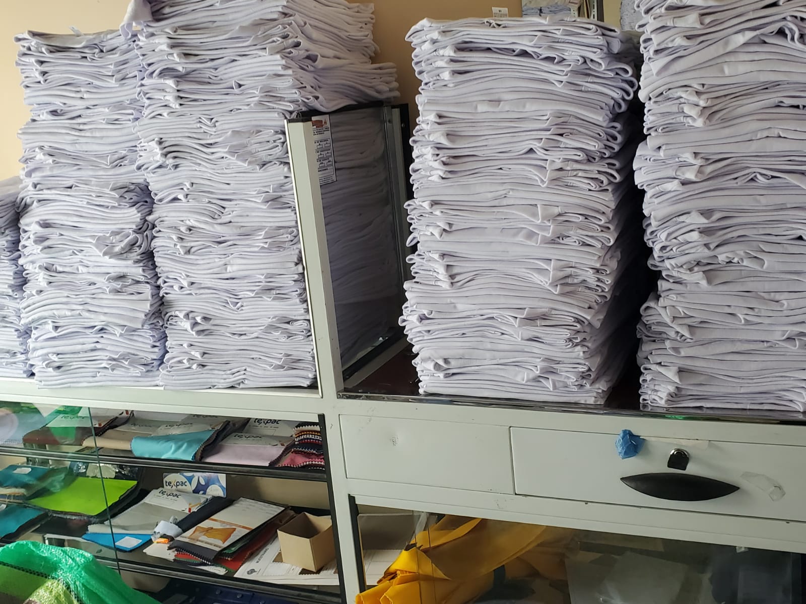Los uniformes fueron entregados en octubre del 2024.