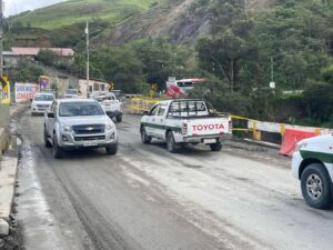 Vía Loja-Malacatos: dos carriles habilitados mientras avanzan los trabajos