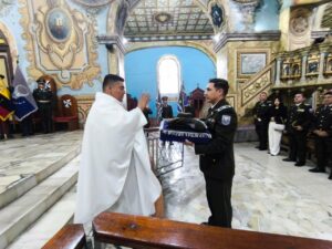 Con misa, la Policía conmemora su aniversario