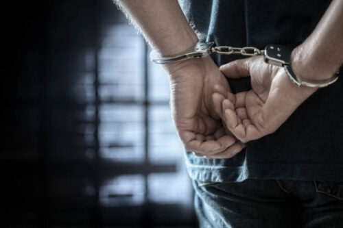 ARRESTADO ASALTO MENOR
