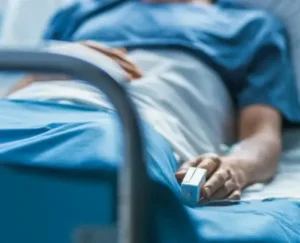 Ambato: joven es víctima de una salvaje golpiza