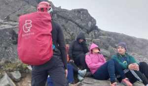 Bomberos Quito rescata a seis excursionistas extraviados en el Rucu Pichincha