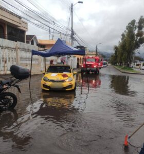Ibarra: Lluvias causan inundaciones en cinco sectores urbanos