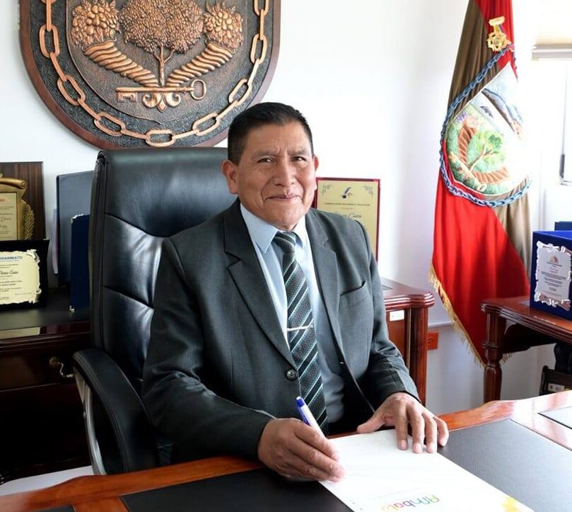 Luis Manobanda, vicealcalde de Ambato, no ha dado ningún pronunciamiento respecto a la denuncia y solicitud de remoción de la Alcaldesa.