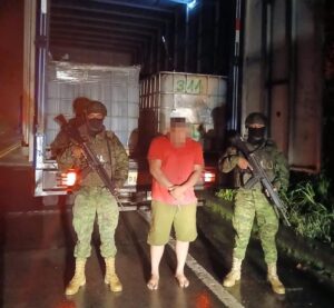 Decomisan 3.600 galones de combustible ilegal en Puyango