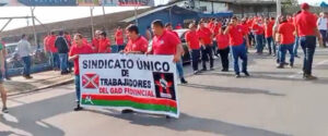 Trabajadores del Gobierno Provincial protestan por el incumplimiento de autoridades