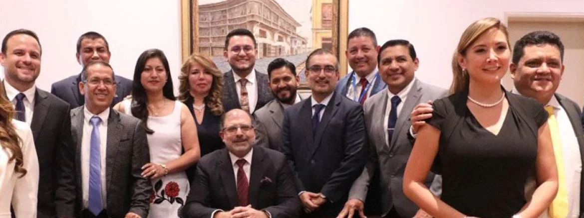 LEGISLADORES. Parte de la bancada del Partido Social Cristiano (PSC) que inició actividades en noviembre de 2023 en la Asamblea que concluirá en mayo de 2025. (Foto archivo-redes sociales)
