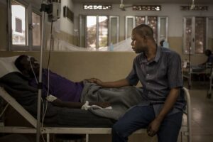 Recortes son una sentencia de muerte para personas con VIH