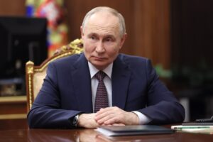 Amenanzas sobre Groenlandia alejan a Putin de Trump