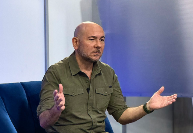 El ministro de Defensa, Gian Carlo Loffredo, habló sobre el Plan de fortalecimiento de fronteras terrestres, marítimas y aéreas. (Foto: Ministerio de Defensa).