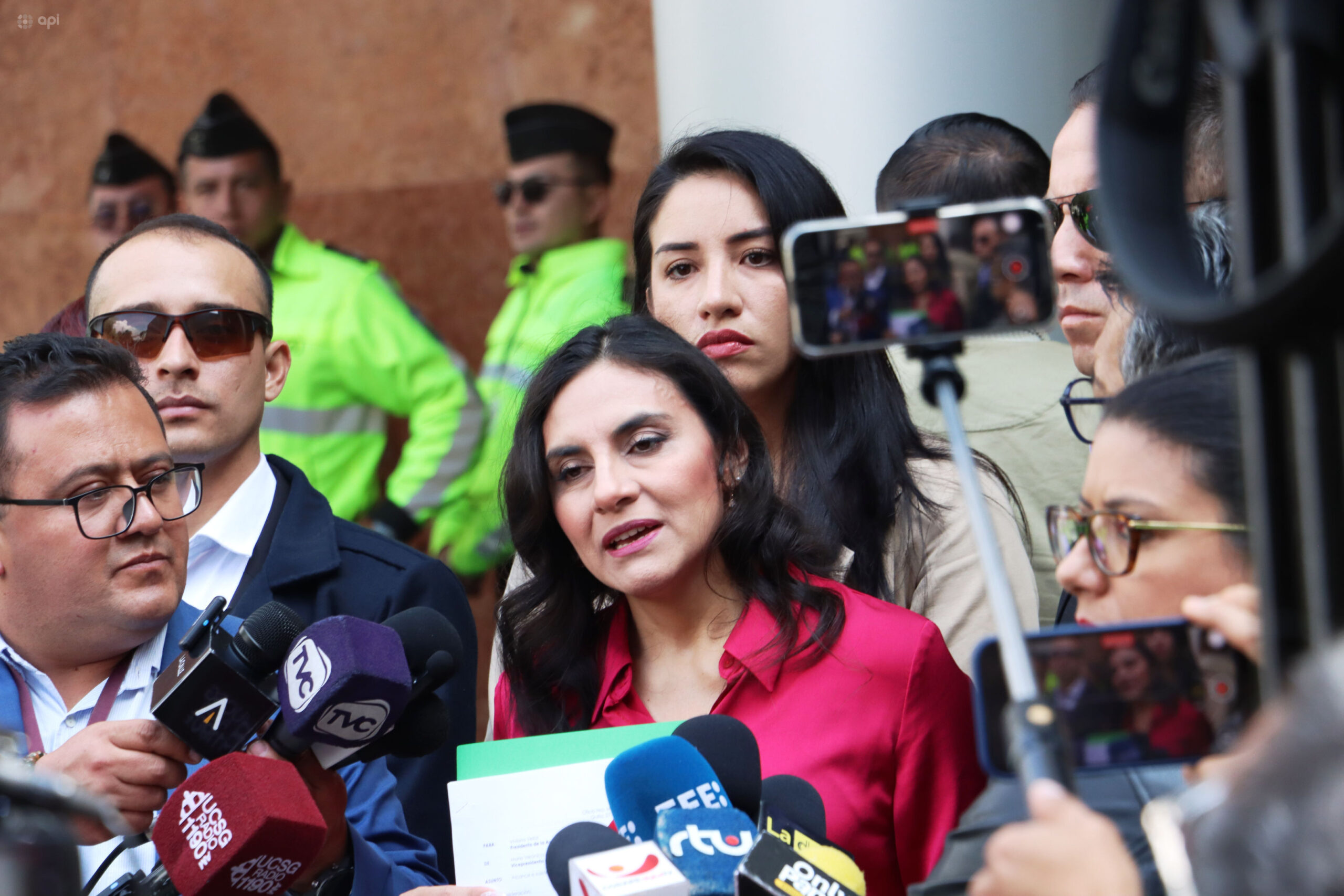 Verónica Abad, vicepresidenta de Ecuador, espera resolución del recurso de recusación a dos jueces y del recurso de apelación de su sentencia. (Foto: API).