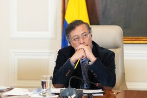 Colombia: Gustavo Petro insistirá en fracasadas reformas laborales con una consulta popular