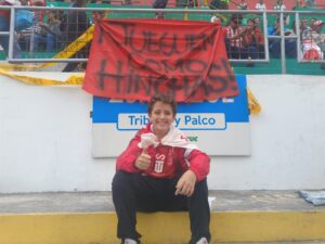 Martín Monar, el hincha de Técnico Universitario que se hizo viral por llorar en el estadio