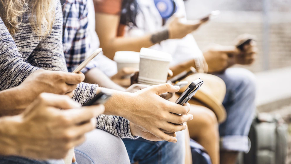 RIESGO. Los celulares contienen información personal y de cuentas bancarias.